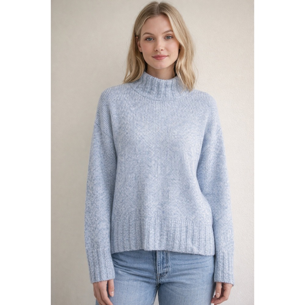 Eddie‎ Bauer XS Blue cloud knit Mock Neck Sweater Cozy cabin granola cottagecore